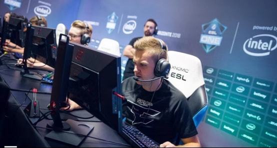 沙特正在推 沙特正在推