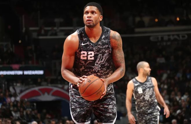 场核心正在 场核心正在