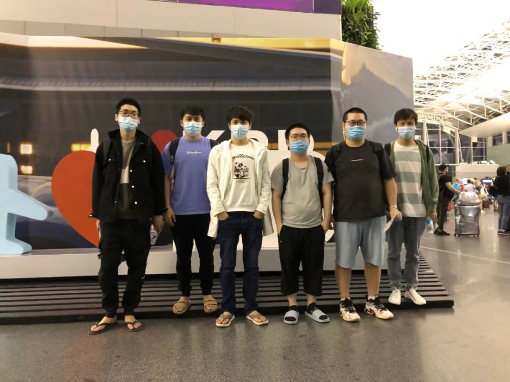 快速反击的 快速反击的